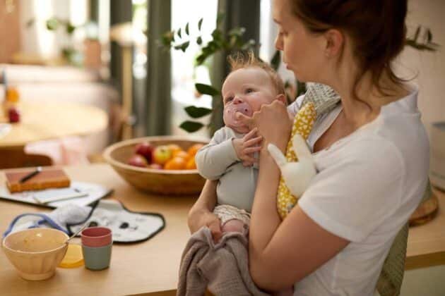 Philips Avent Soothie Ortodontik Saklama Kutulu 2Li Emzik 0-6 Ay - Kız - Image 9