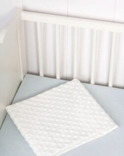 Sema Baby Fluffy Battaniye (Kabartma Desenli) - Ekru